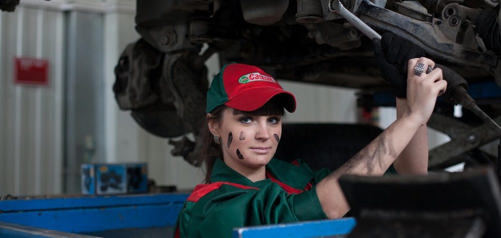 női munka auto szerviz vállalkozás