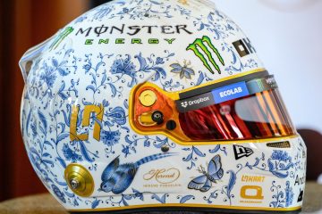 Lando-Norris-herendi-sisak-magyar-forma-1