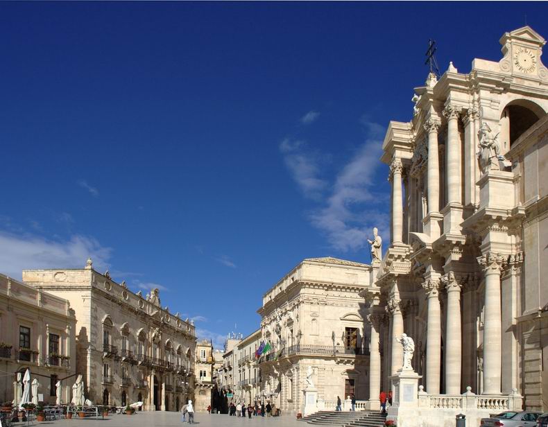 Piazza Doumo siracusa